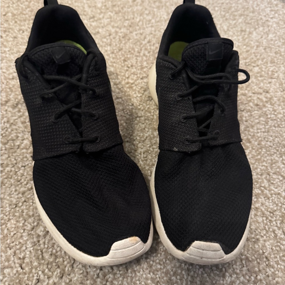 Men’s Nike Roshe 1